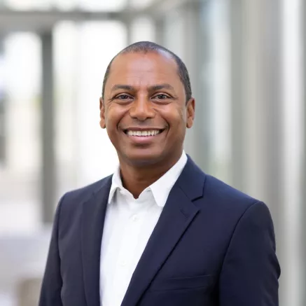 Anziz El Hadj- Bio- Executive Committee